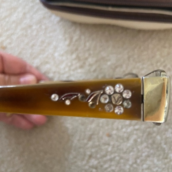 Vogue readers see pictures for details with case - Picture 4 of 5